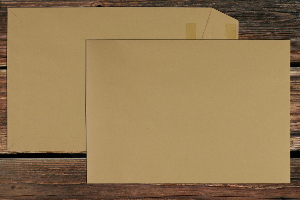 Versandtaschen C4 229x324 mm Selbstklebend Braun 90 g/qm